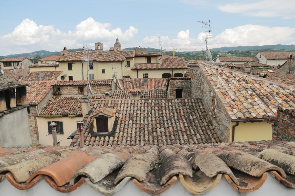 Palazzo San Florido Bed & Breakfast Citta di Castello Luaran gambar