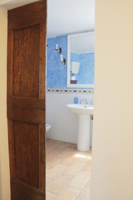 Palazzo San Florido Bed & Breakfast Citta di Castello Luaran gambar