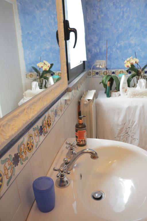 Palazzo San Florido Bed & Breakfast Citta di Castello Luaran gambar