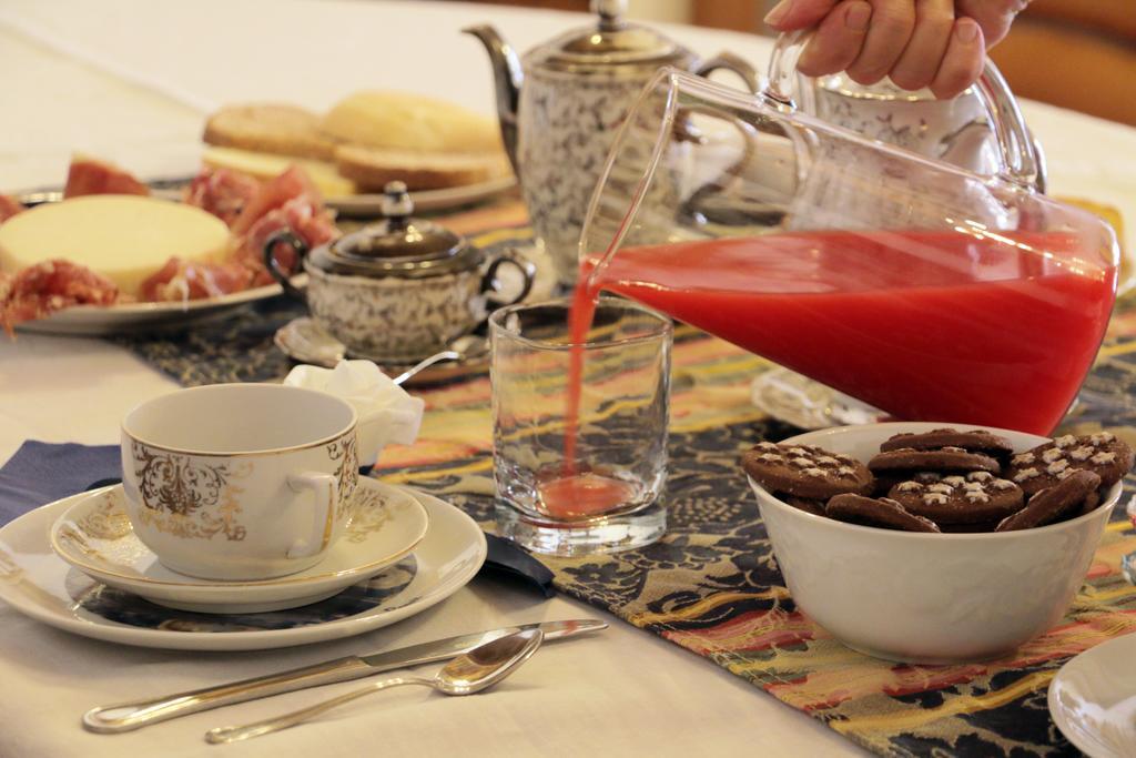 Palazzo San Florido Bed & Breakfast Citta di Castello Luaran gambar